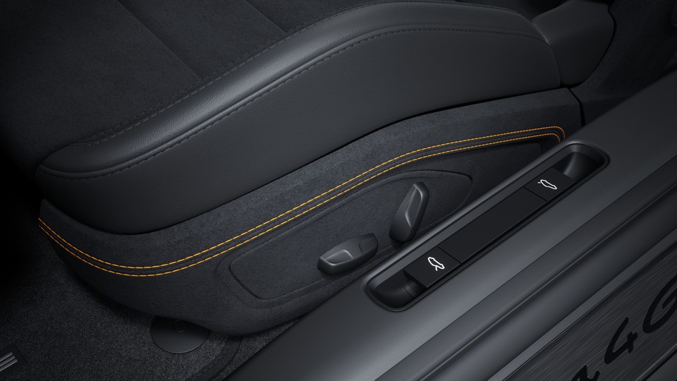 Seat consoles Race-Tex with coloured decorative stitching