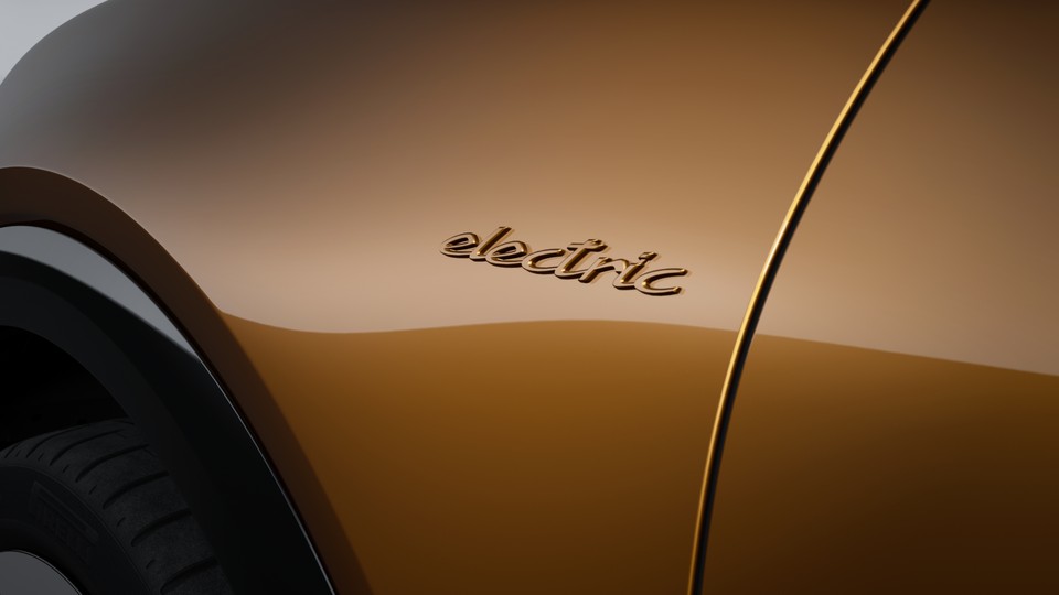 与车身同色的涂漆侧面 “Electric” 标志