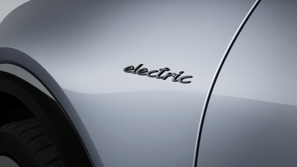‘Electric’ logo on the side painted in Black (high-gloss)