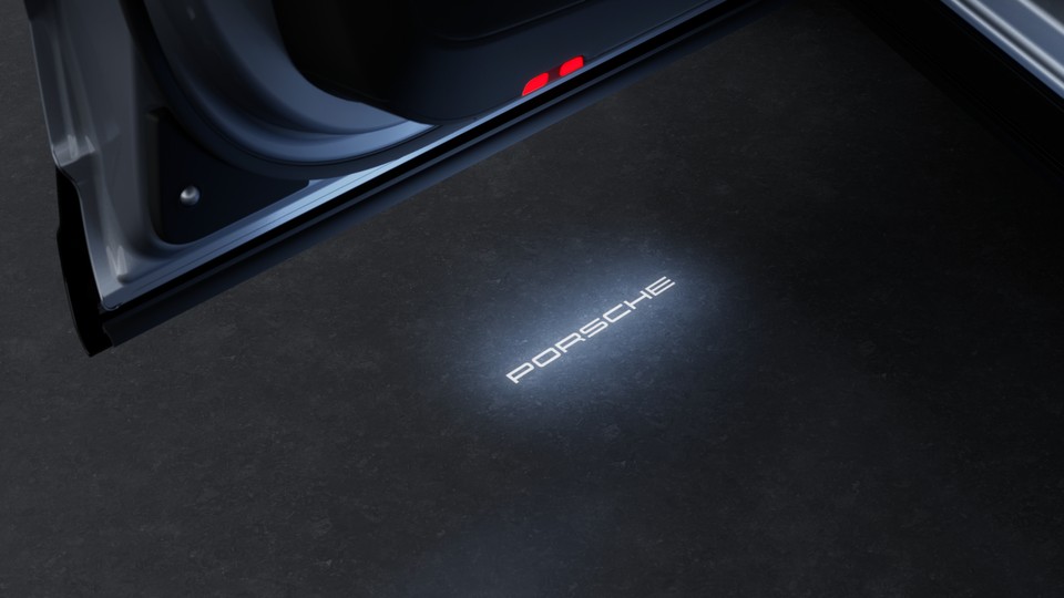 ‘PORSCHE’ logo LED door courtesy lights