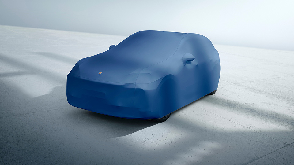 Outdoor Car Cover Plus (in Blue)