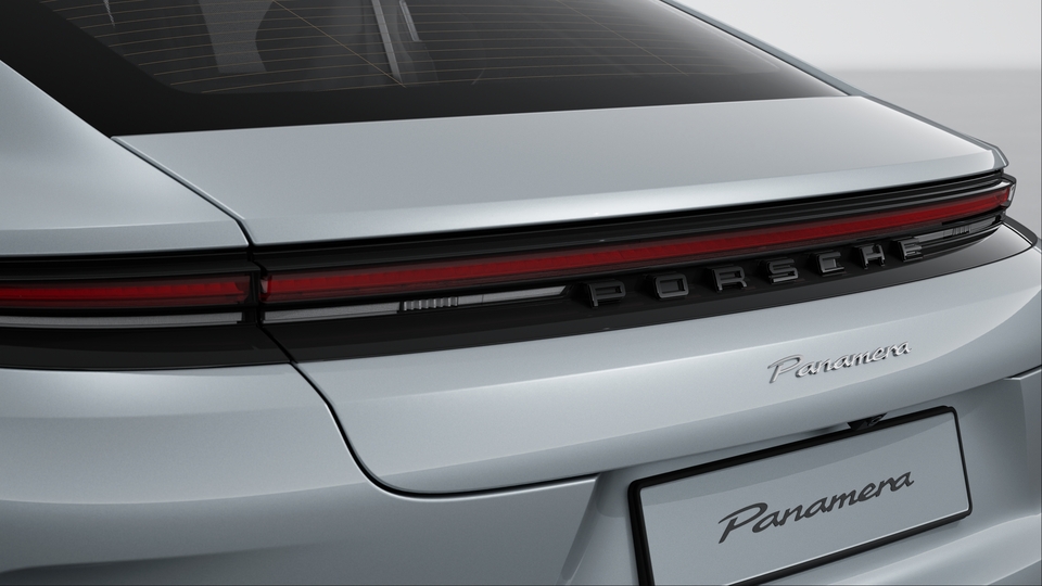 黑色 (高光) 涂漆 “PORSCHE” 标志